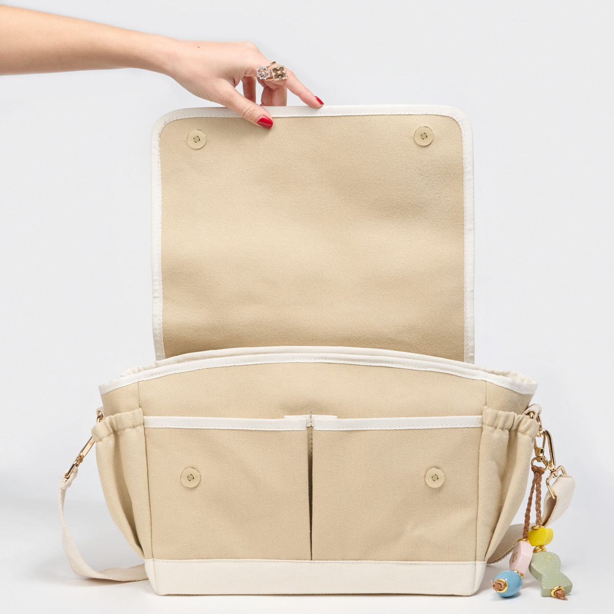 beige